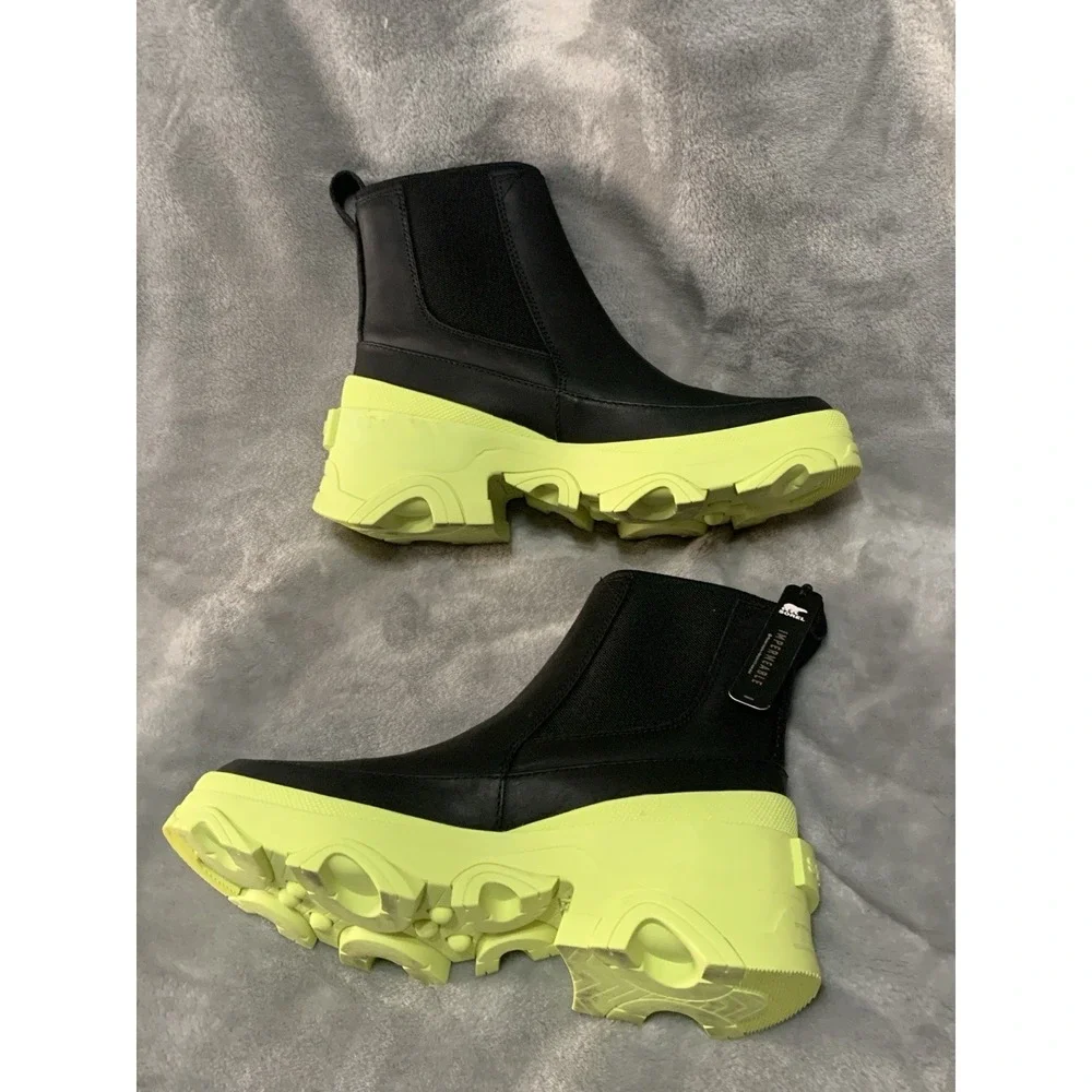 Sorel Brex Chelsea Boots Black Leather Size 7.5 Neon Green Platform Waterproof